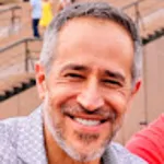 JR