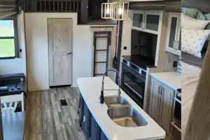 Luxurious 2 bedroom suite