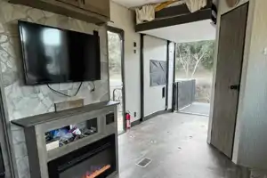 Wolf Pack Bunkhouse/Toyhauler