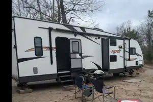 Scott's KZ MXT 319 Toy Hauler