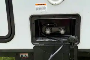 2023 Winnebago with bunks - only 3,400 lbs can tow with SUV
