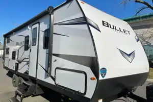 The Cozy Cruiser: 2022 Keystone Bullet Crossfire Family & Pet-Friendly!