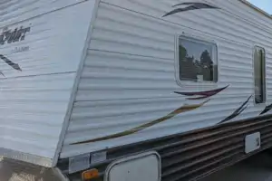 TRAVEL TRAILER / CAMPER / RV RENTAL
