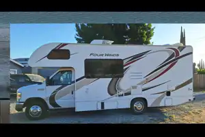Donna's Thor Motor Coach 23U Class C