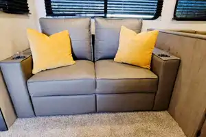 NEW Fully Loaded Keystone Hideout w/ AC, Electric Fireplace, Bunk House & Central Vacuum