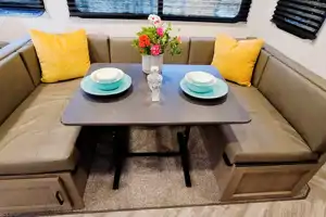 NEW Fully Loaded Keystone Hideout w/ AC, Electric Fireplace, Bunk House & Central Vacuum