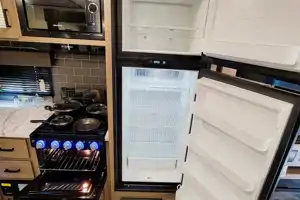 NEW Fully Loaded Keystone Hideout w/ AC, Electric Fireplace, Bunk House & Central Vacuum