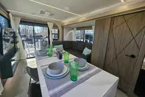 Amazing Patio with Outdoor Kitchen!!