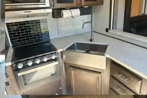 2019 Forest River RV Cherokee Arctic Wolf 305ML6 Fifth Wheel