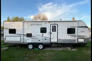 2014 Shasta Revere 27BH Travel Trailer