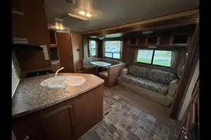 2014 Shasta Revere 27BH Travel Trailer