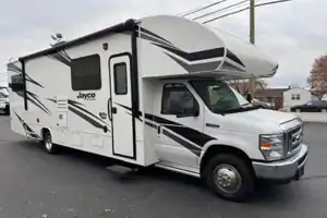 10-Person Jayco Redhawk 31F Vacation