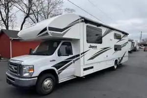10-Person Jayco Redhawk 31F Vacation