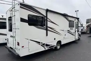 10-Person Jayco Redhawk 31F Vacation
