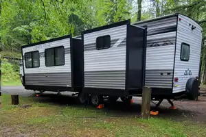 Dutchman Aspen Trail travel trailer