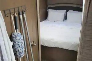Queenie's RV BnB 