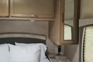 Queenie's RV BnB 