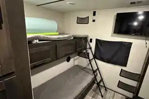 2022 Cruiser Aire 33BHB - Big Family RV Rentals