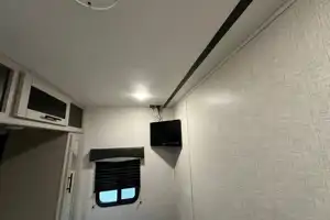 2022 Cruiser Aire 33BHB - Big Family RV Rentals