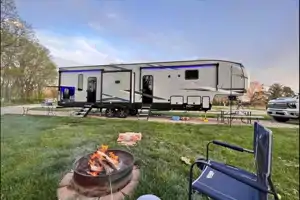 2022 Forest River Cherokee Arctic Wolf 3770 Suite Fifth Wheel