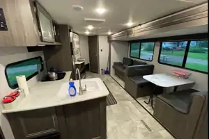 Dutchman Kodiak SE 27’ Bunkhouse Travel Trailer