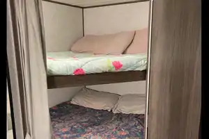 Dutchman Kodiak SE 27’ Bunkhouse Travel Trailer