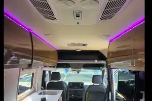 Don's Winnebago Boldt Class B