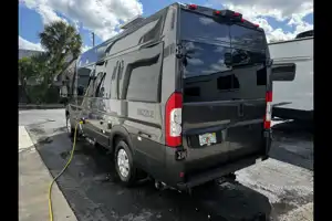 2024 Thor Dazzle Rear Bath