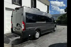 2024 Thor Dazzle Rear Bath