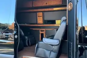 Kevin's Mercedes-Benz MidWest Class C
