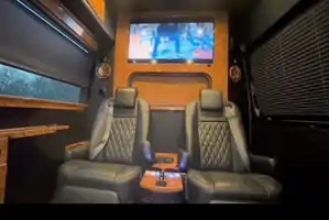 Kevin's Mercedes-Benz MidWest Class C