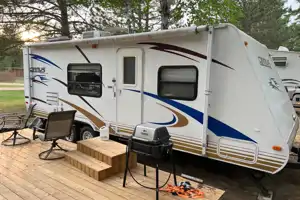 Mazerolle’s Cirrus 24CRB Travel Trailer