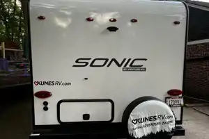 Komodo Kampers RV Rental- Sonic