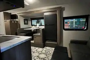 Komodo Kampers RV Rental- Sonic
