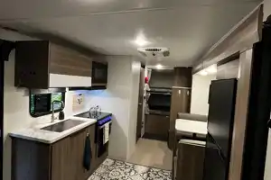 Komodo Kampers RV Rental- Sonic