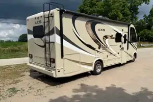 Thor Motor Coach Axis Class A 25.4