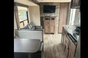 Shasta 26db Travel Trailer