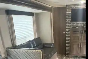 Shasta 26db Travel Trailer