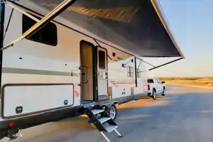 Wandering Winnebago 2801 bhs Travel Trailer
