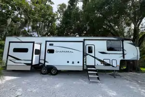 Coachmen Chaparral 375BAF Fifth Wheel