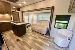 Coachmen Chaparral 375BAF Fifth Wheel