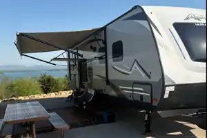 Smidt’s Coachmen Apex Travel Trailer