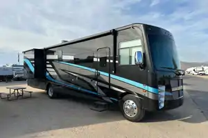 Daniel's 2023 Coachmen Encore 375rb Class A
