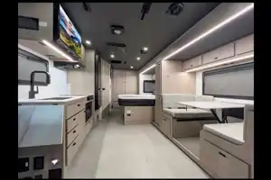Grand Design Lineage 25FW Class C