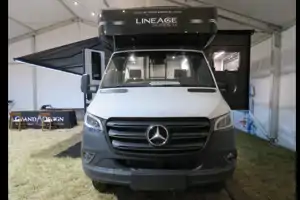Grand Design Lineage 25FW Class C
