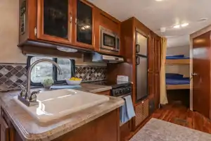 Rv Rentals Way of Life's Forest River Vibe 284BHS Travel Trailer LV1