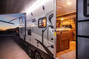 Rv Rentals Way of Life's Forest River Vibe 284BHS Travel Trailer LV1