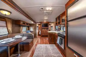 Rv Rentals Way of Life's Forest River Vibe 284BHS Travel Trailer LV1