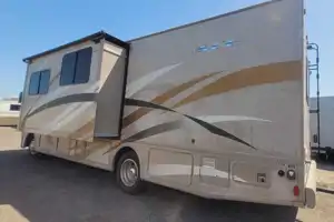 30 ft Thor Motor Coach A.C.E. Class A