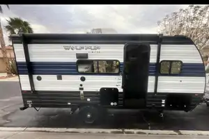 WOLFPUP 16BHS LIGHTWEIGHT SLEEPS5